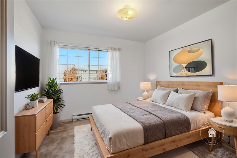 Bedroom 2 (Virtual Staging)