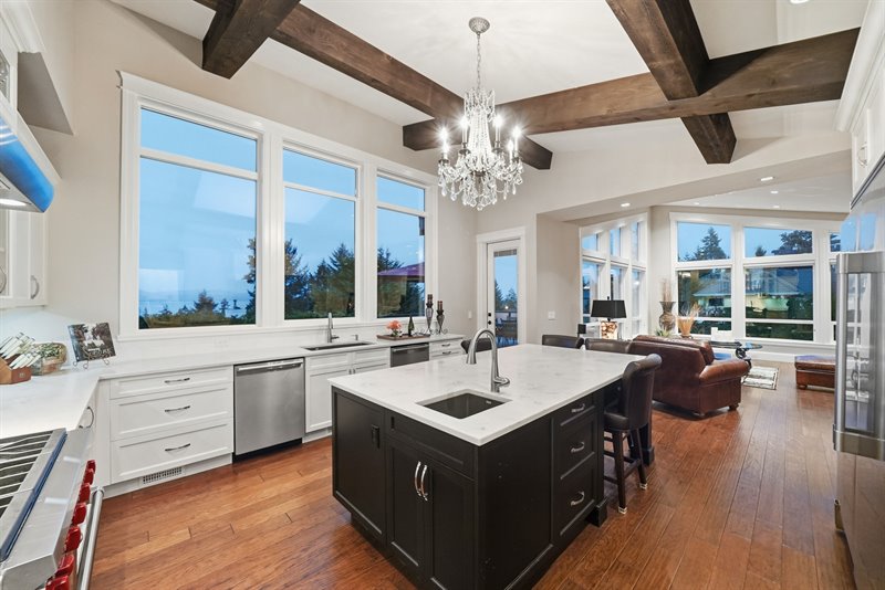 Kitchen | Living Room