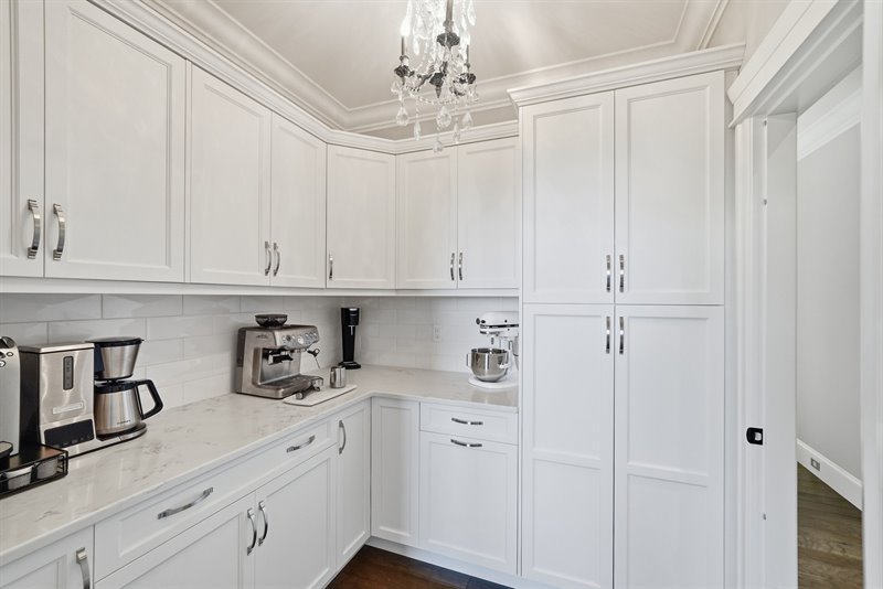 Walk-In Pantry