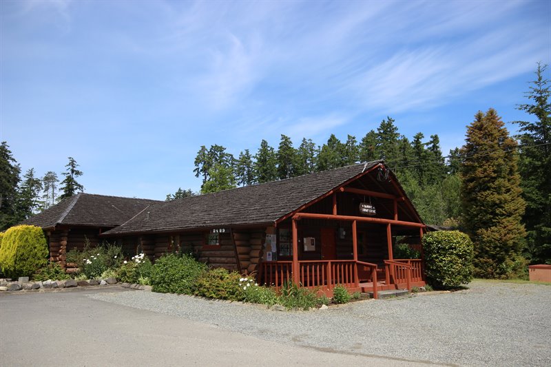 Walk to Nanoose Bay Library
