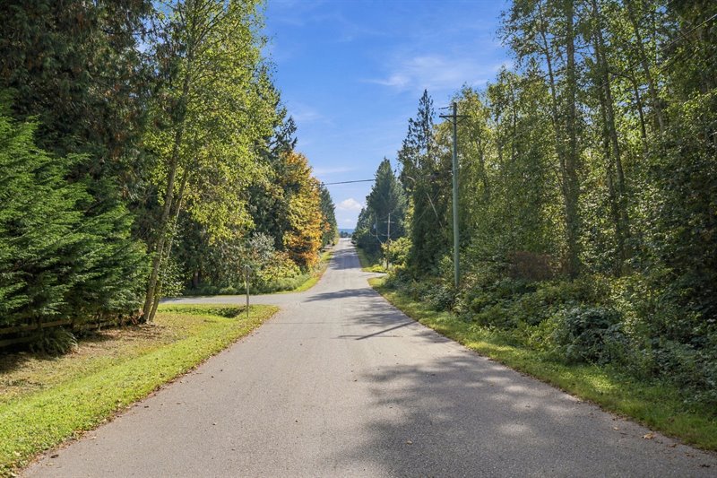 Lot - Entry from Road