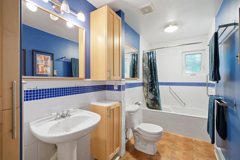 Main Bath