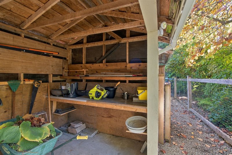 Shed 2