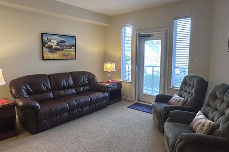 The Pacific Grande - Guest Suite