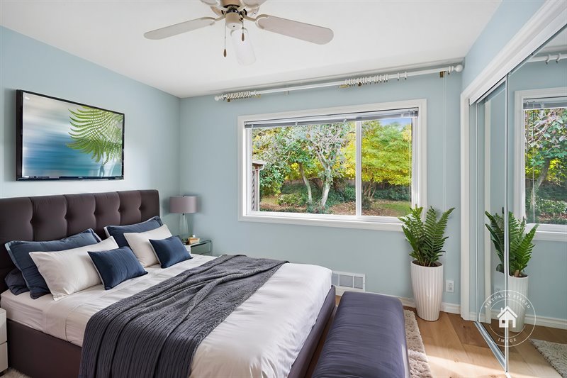 Bedroom (Virtual Staging)