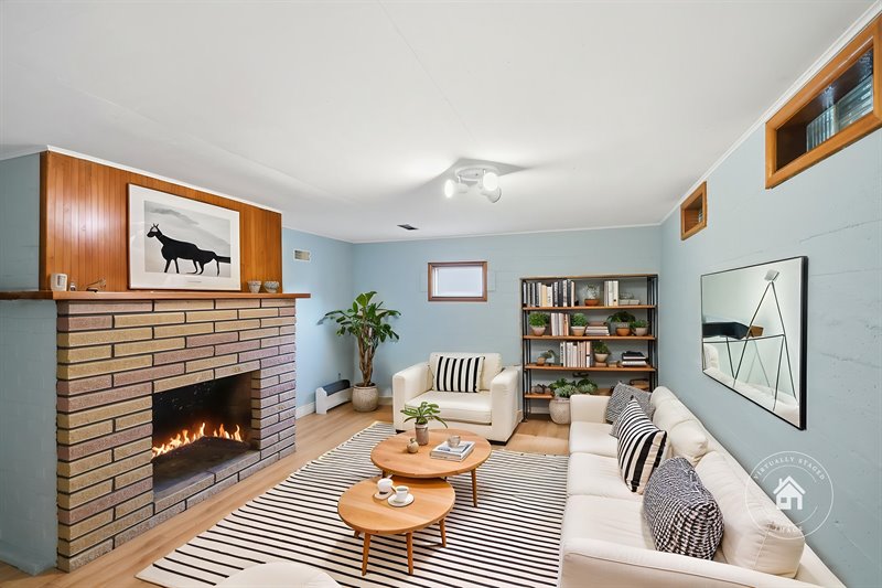 Family Room (Virtual Staging)