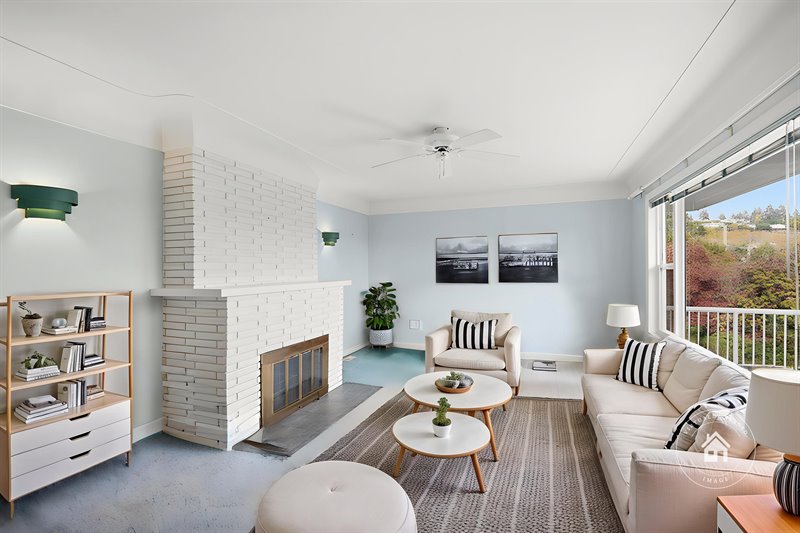 Living Room (Virtual Staging)